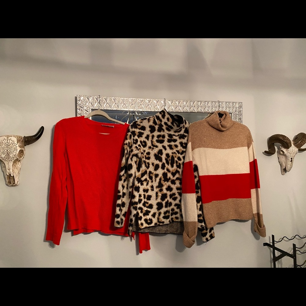 Sweater Bundle 🎊 ladies size M/L